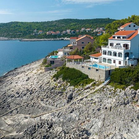 Family Friendly Apartments With A Swimming Pool Zavalatica, Korcula - 183 エクステリア 写真