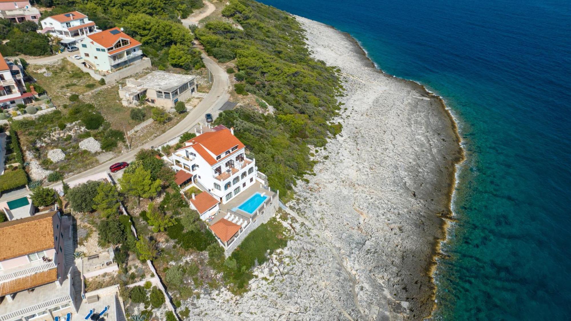 Family Friendly Apartments With A Swimming Pool Zavalatica, Korcula - 183 エクステリア 写真