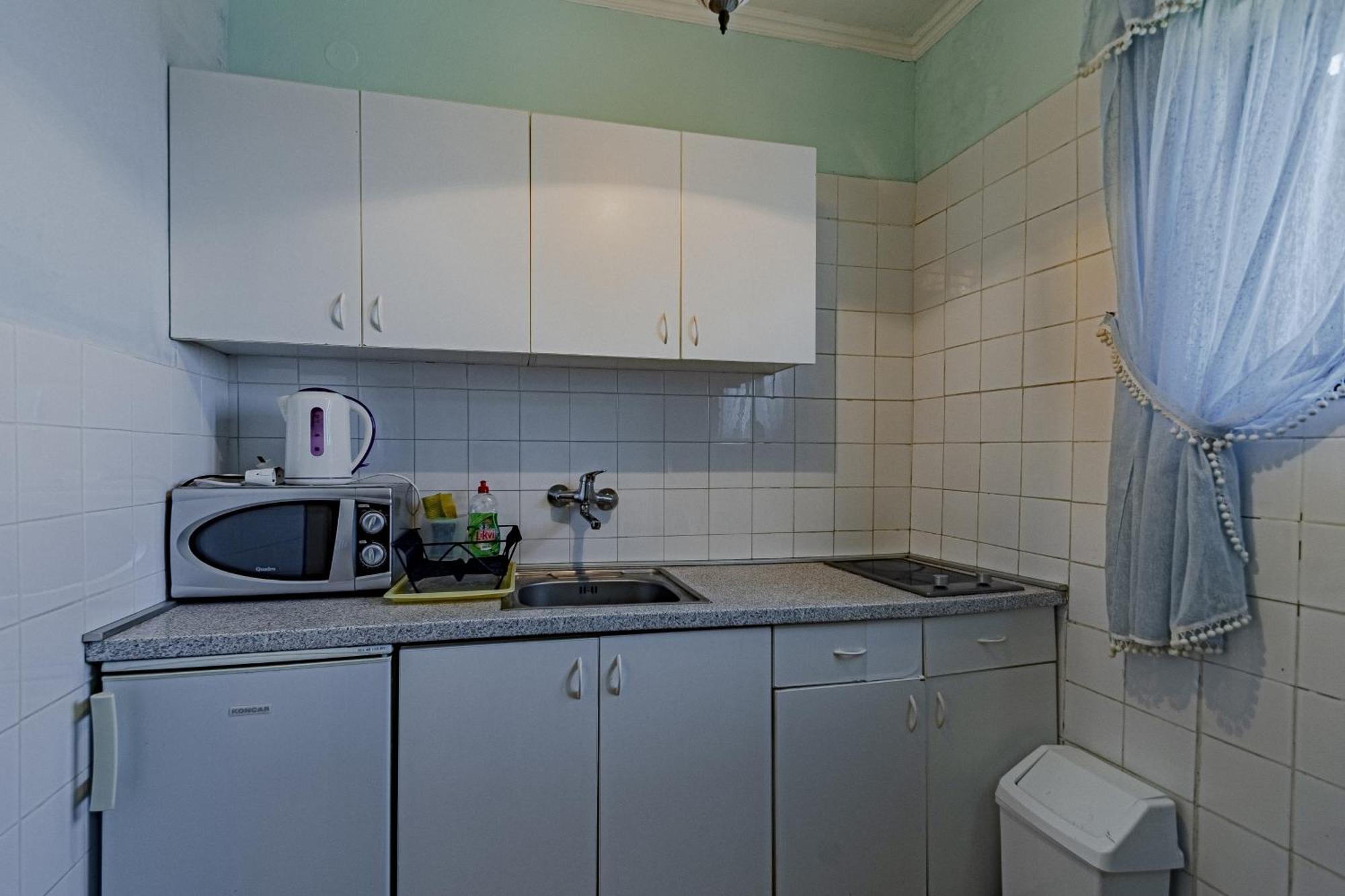 Family Friendly Apartments With A Swimming Pool Zavalatica, Korcula - 183 部屋 写真
