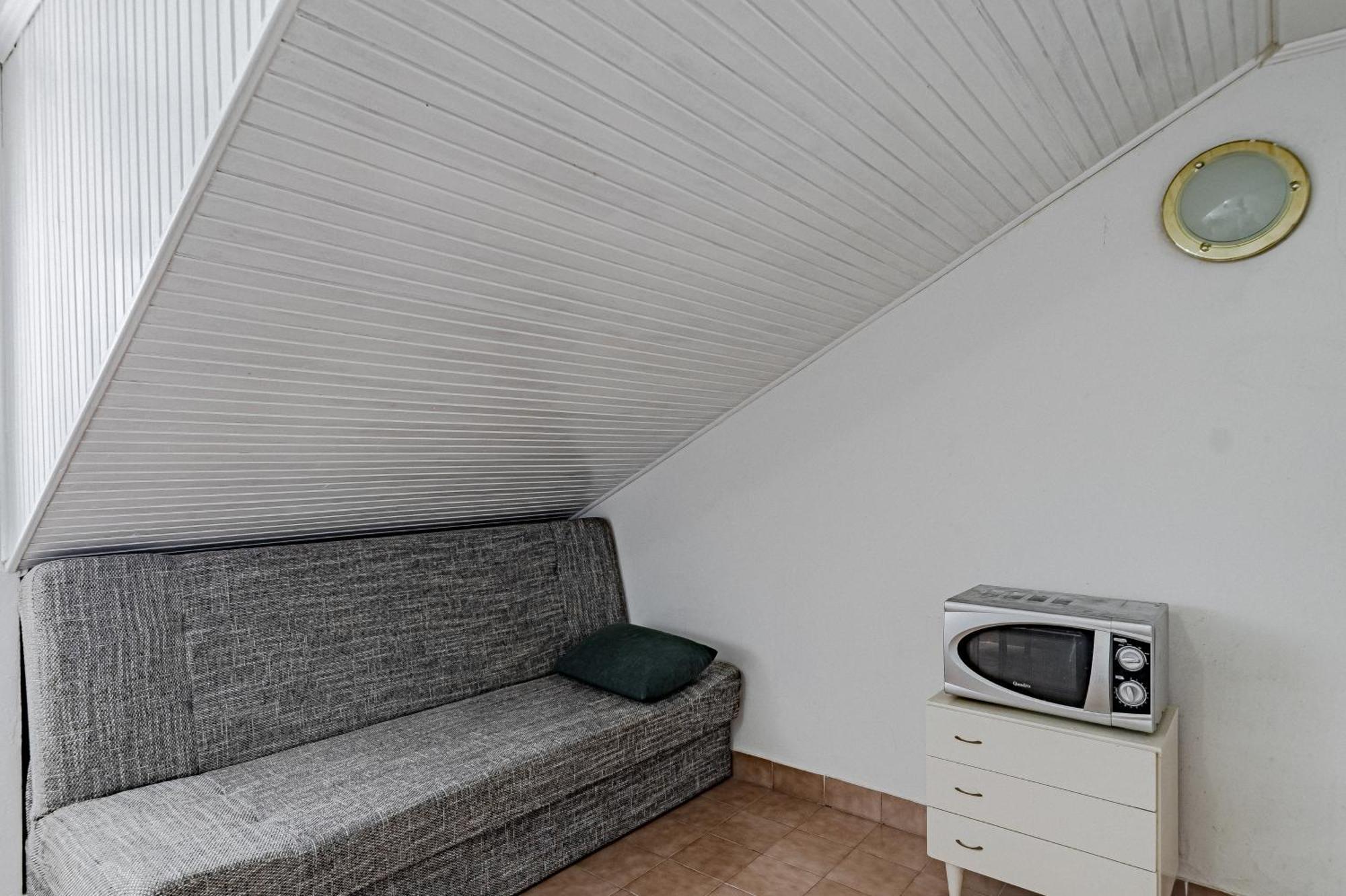 Family Friendly Apartments With A Swimming Pool Zavalatica, Korcula - 183 部屋 写真