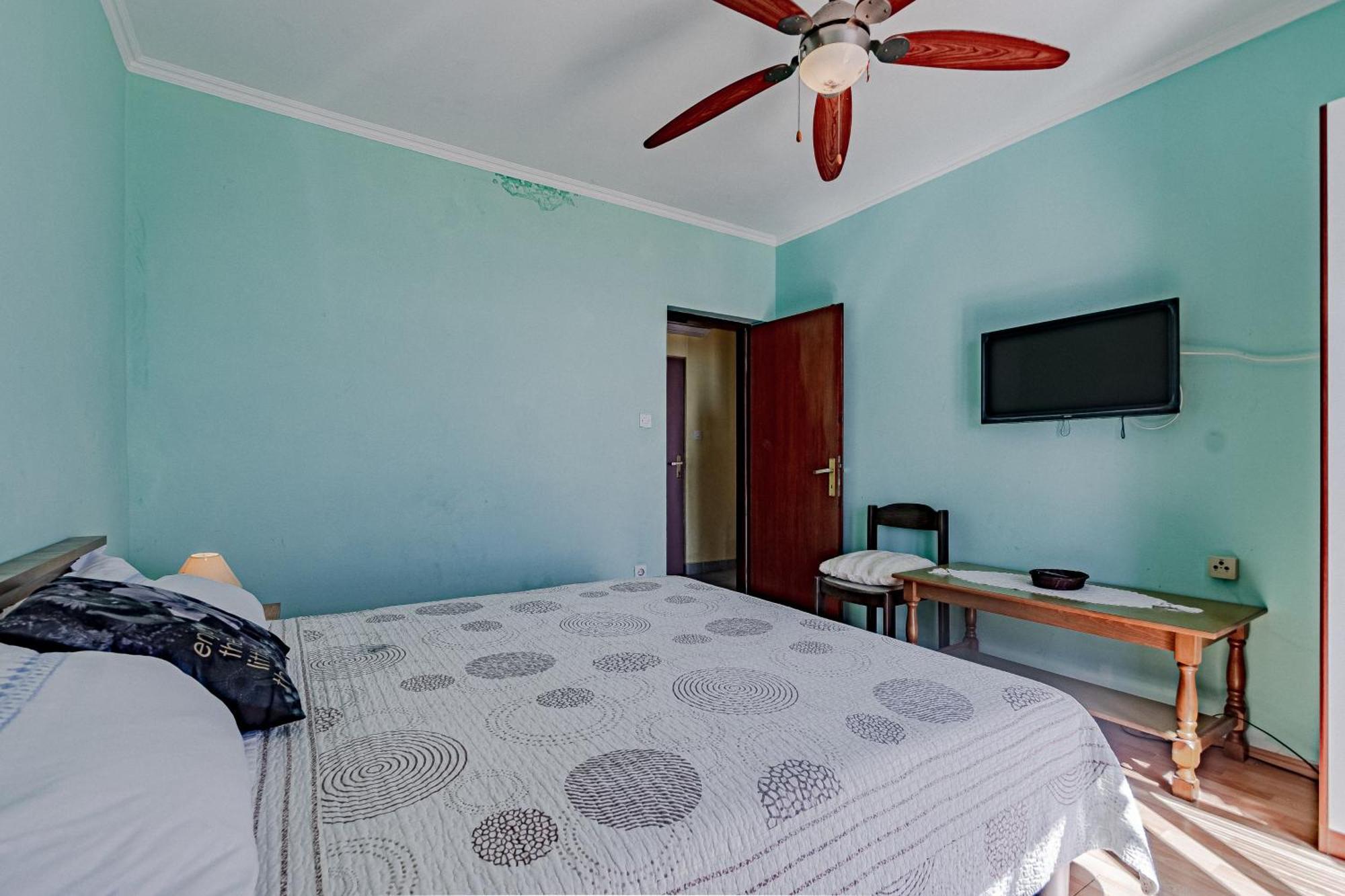 Family Friendly Apartments With A Swimming Pool Zavalatica, Korcula - 183 部屋 写真