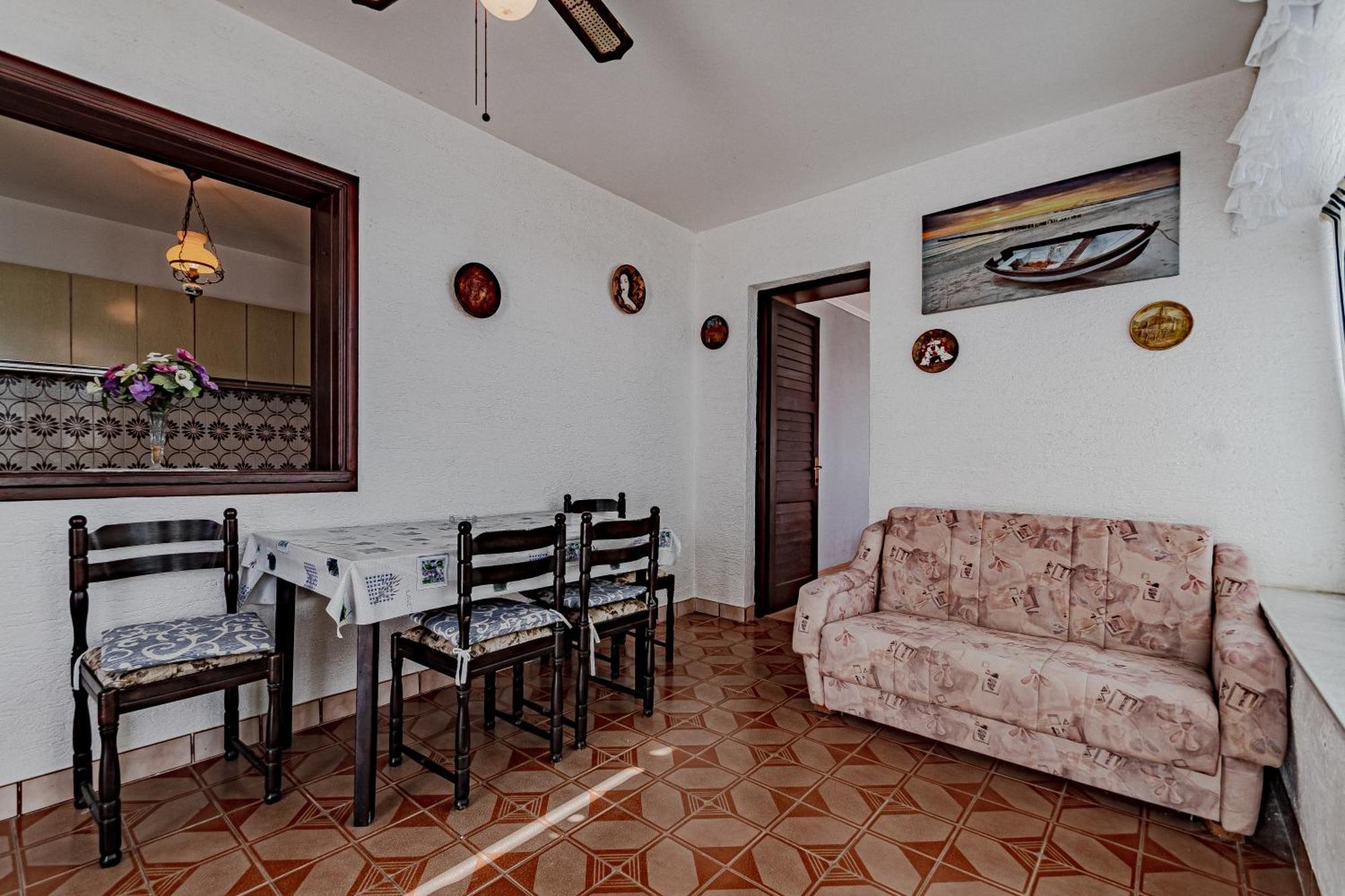 Family Friendly Apartments With A Swimming Pool Zavalatica, Korcula - 183 部屋 写真